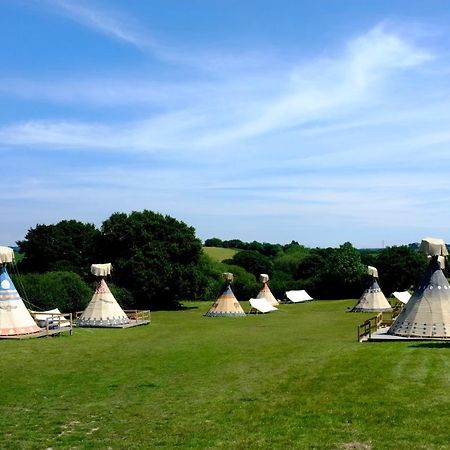 Big Sky Tipi Holidays Wartling Kültér fotó