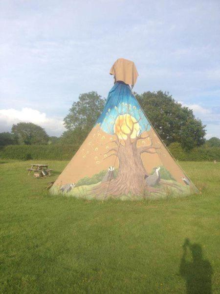 Big Sky Tipi Holidays Wartling Kültér fotó